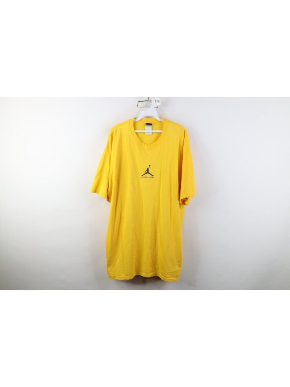 Vintage Y2K Nike Air Jordan Mens XL Spell Out Center Jumpman T-Shirt Yellow
